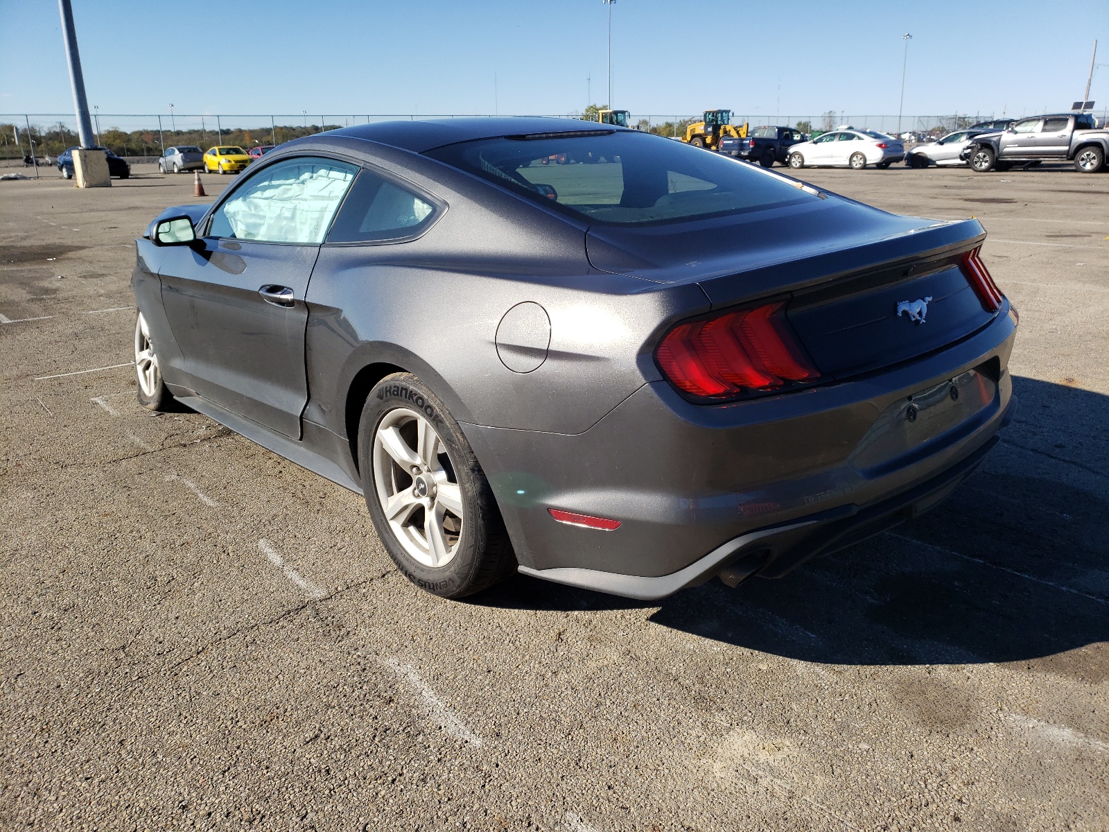 Photo 3 from auction – 2018 FORD MUSTANG with VIN 1FA6P8TH1J5183859