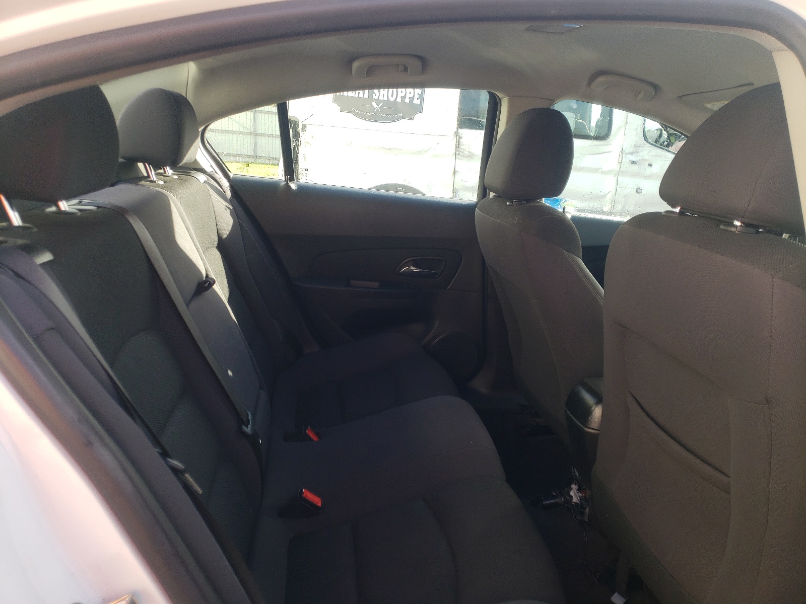 Photo 6 from auction – 2014 CHEVROLET CRUZE LT with VIN 1G1PC5SBXE7124334