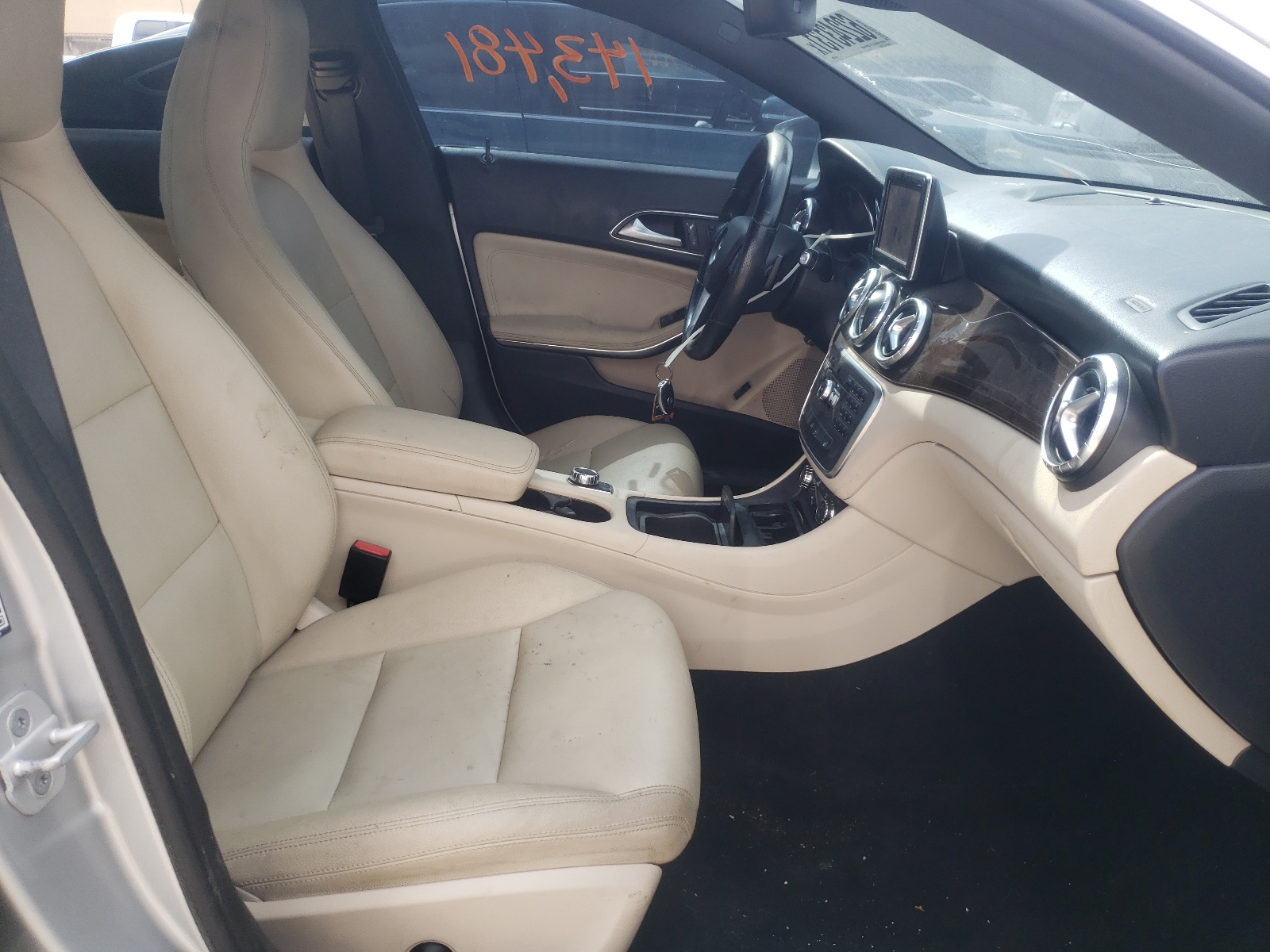 Photo 5 from auction – 2018 MERCEDES-BENZ CLA 250 with VIN WDDSJ4EB7JN529303
