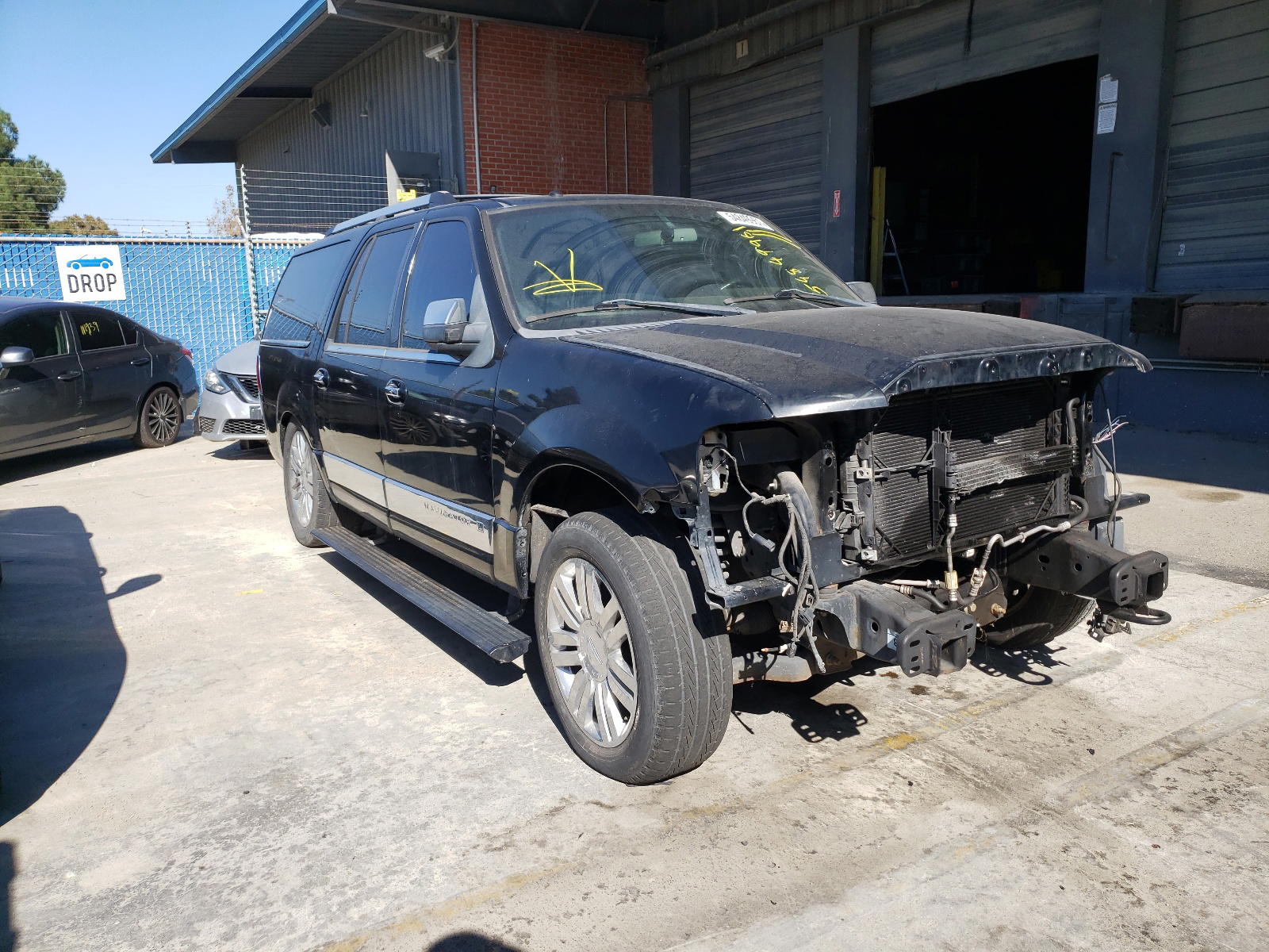 LINCOLN NAVIGATOR 2008 with VIN 5LMFL28558LJ16200 - Photo from auction