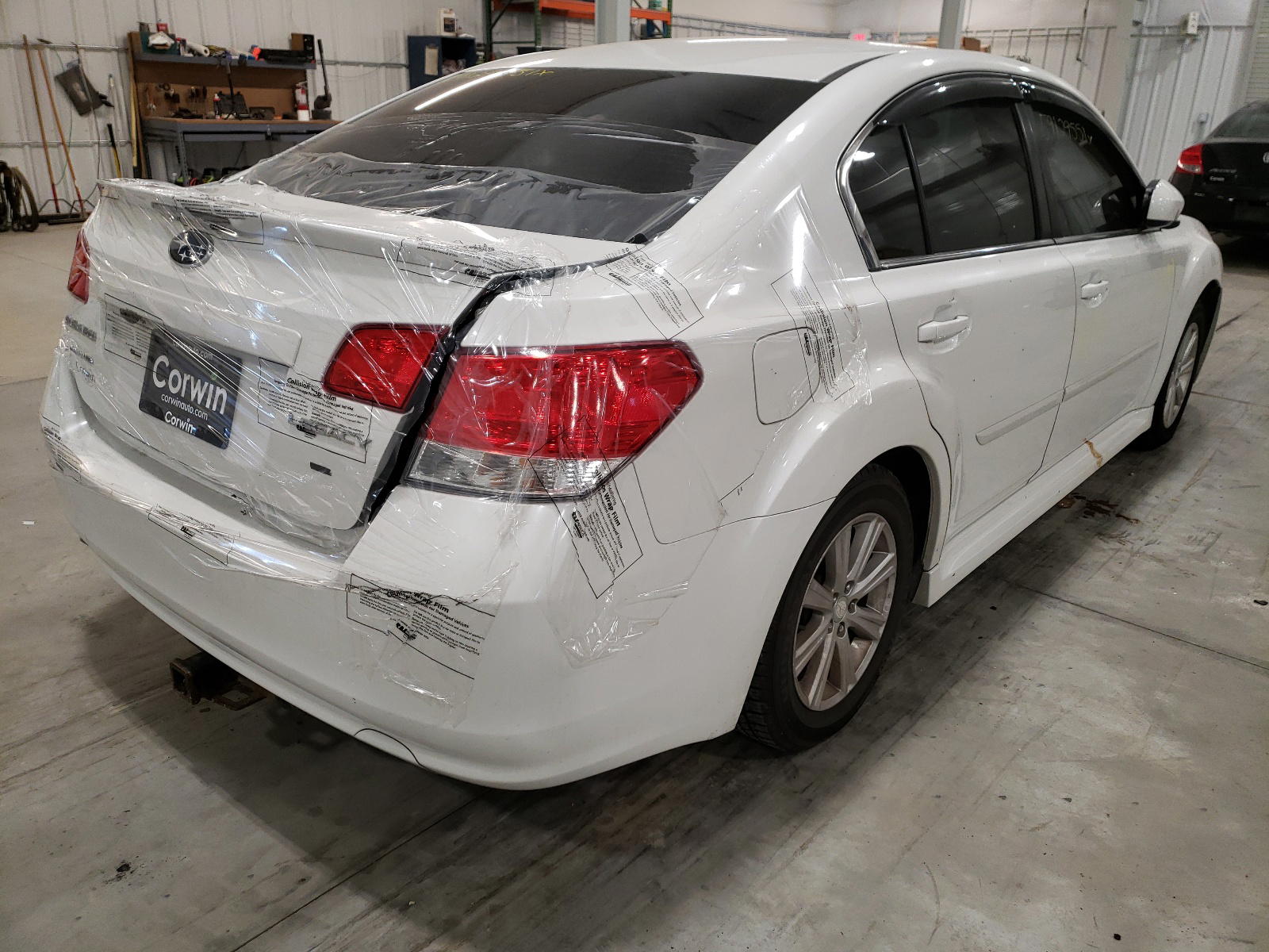 Photo 4 from auction – 2012 SUBARU LEGACY 2.5 with VIN 4S3BMCG6XC3016394