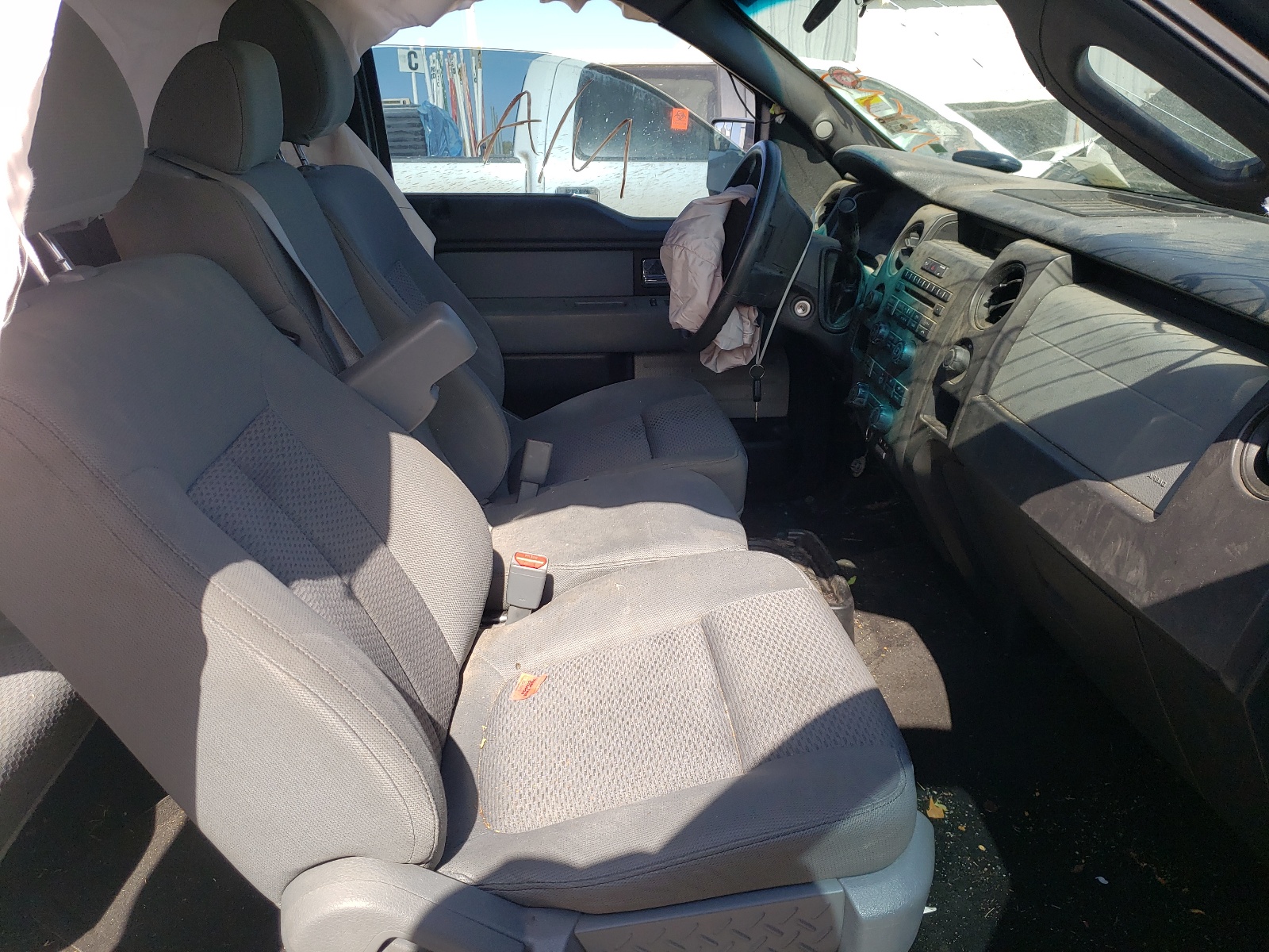 Photo 5 from auction – 2013 FORD F150 SUPER with VIN 1FTFX1EF1DKE22829
