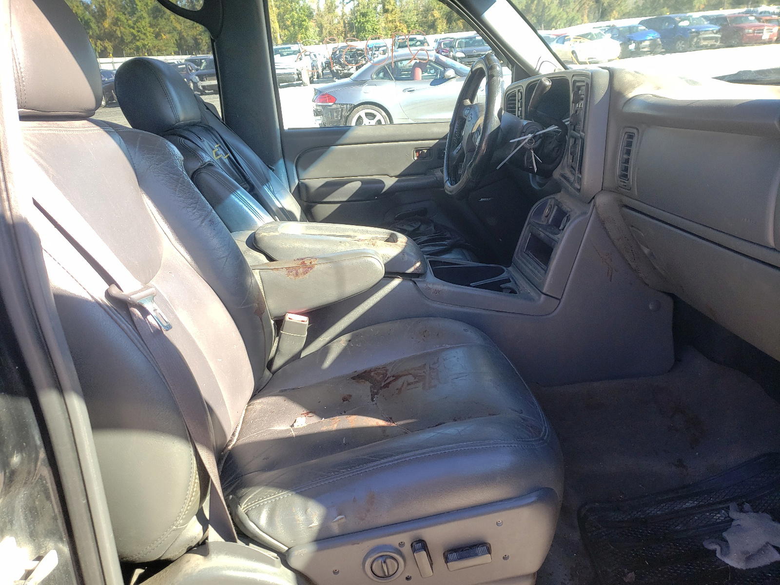 Photo 5 from auction – 2006 CHEVROLET SILVERADO with VIN 2GCEK13T061126562