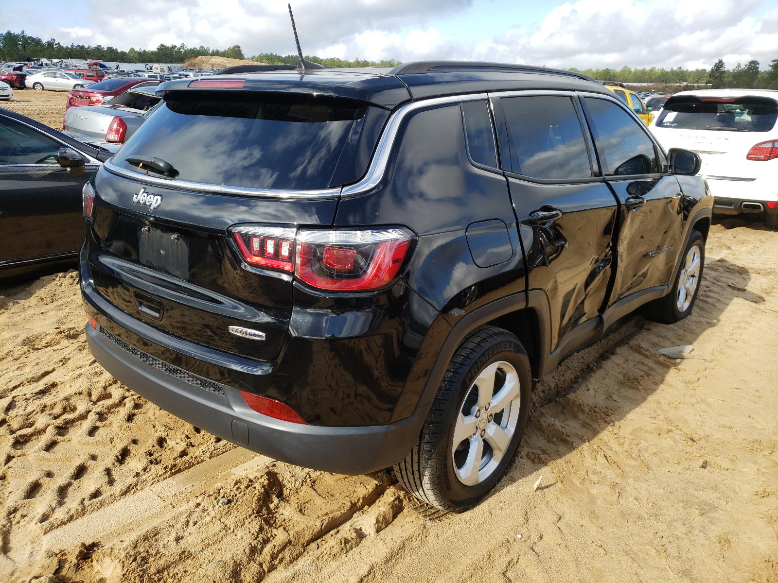 Photo 4 from auction – 2018 JEEP COMPASS LA with VIN 3C4NJCBBXJT194396