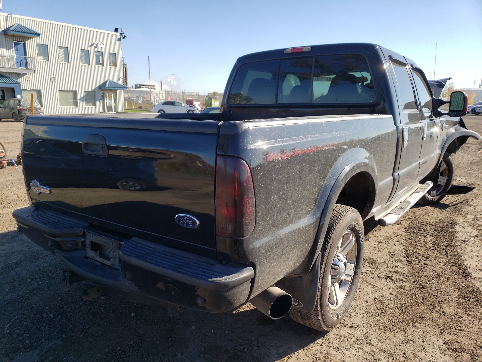 Photo 4 from auction – 2005 FORD F250 SUPER with VIN 1FTSW21P45EB83928