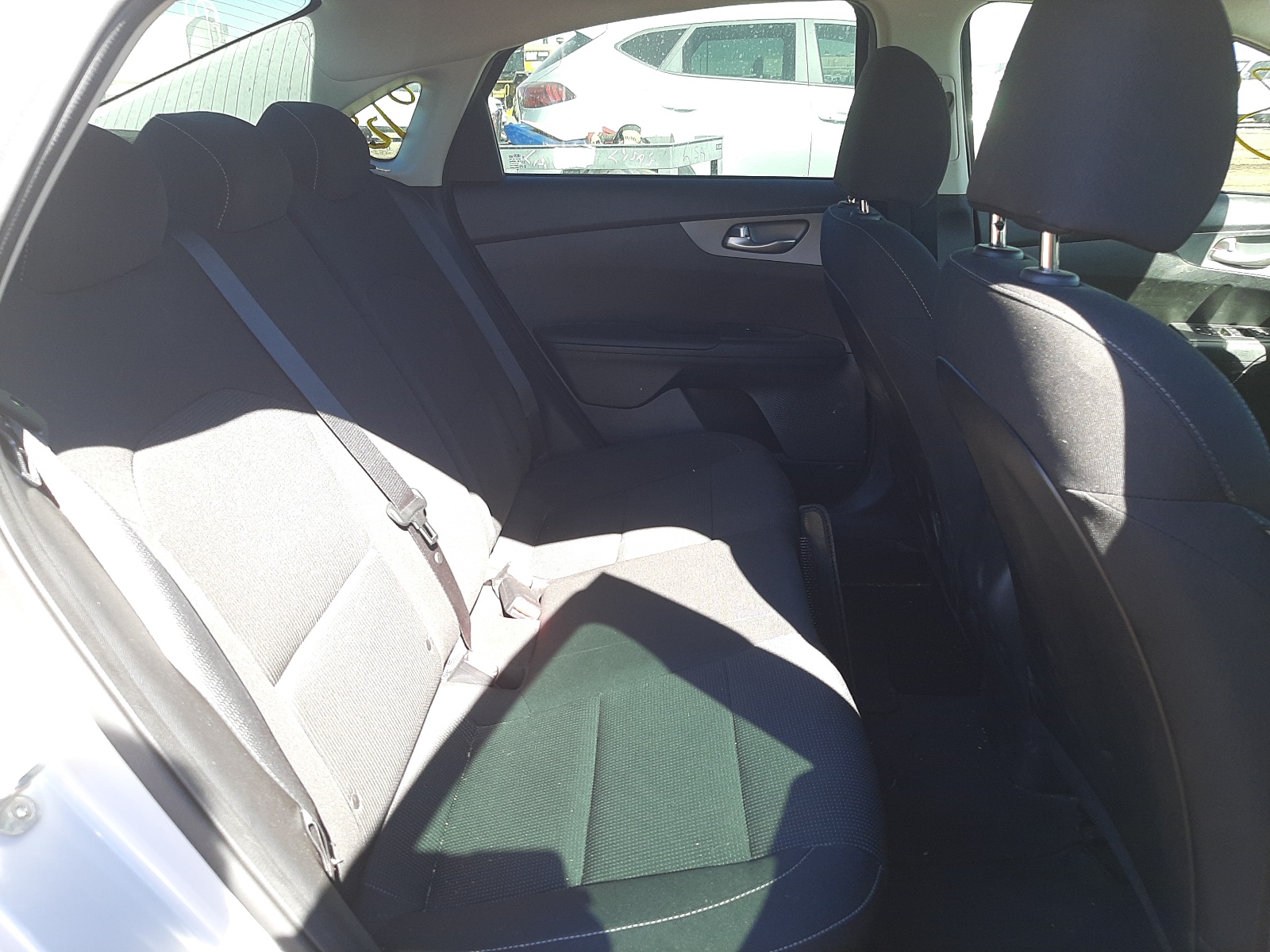 Photo 6 from auction – 2019 KIA FORTE FE with VIN 3KPF24AD0KE121053