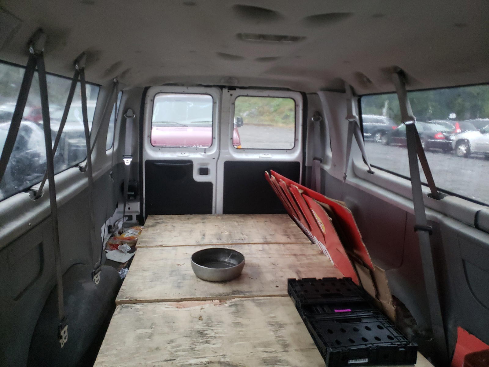 Photo 6 from auction – 2006 FORD ECONOLINE with VIN 1FBSS31L96HA13129