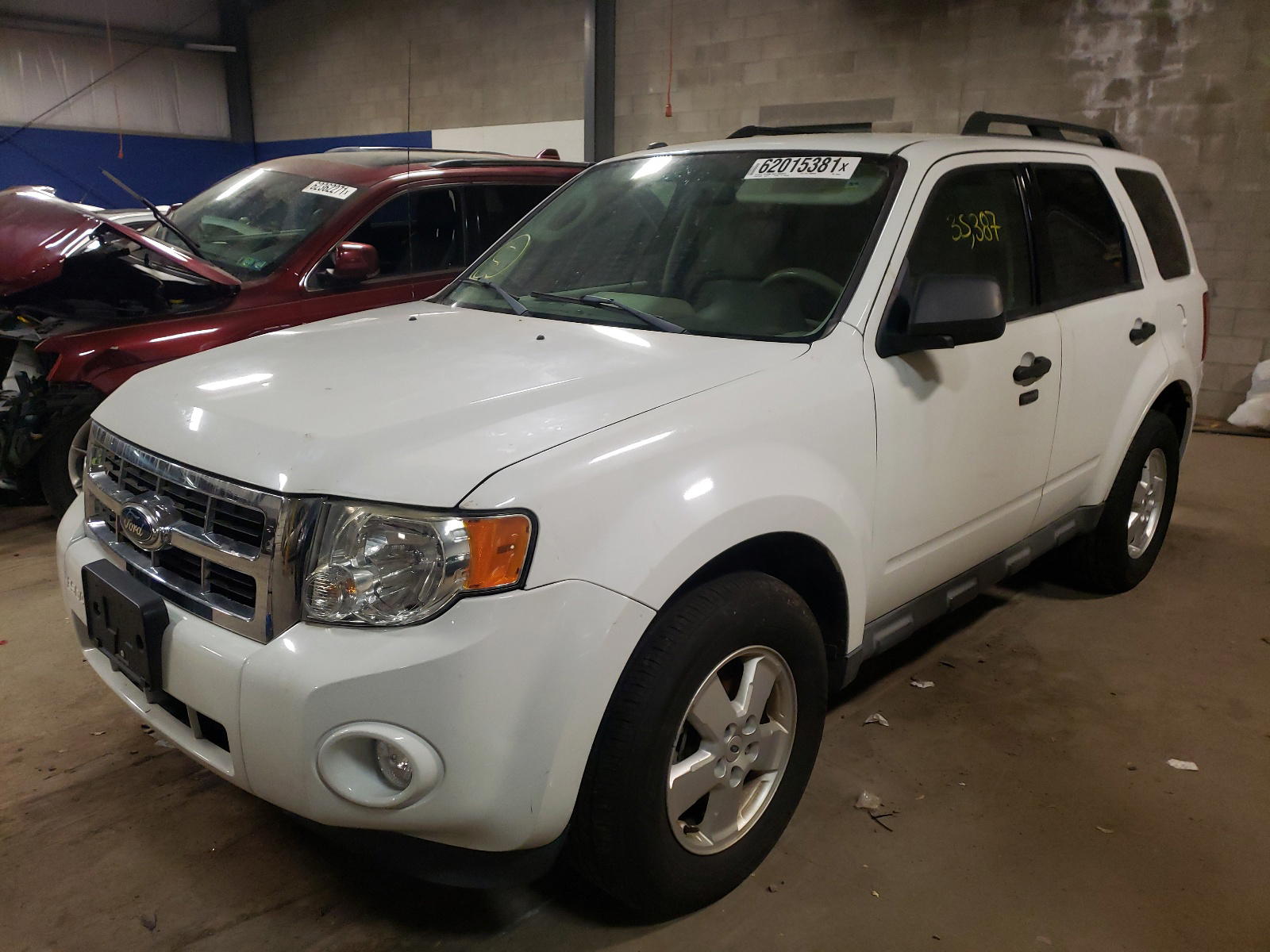 Photo 2 from auction – 2012 FORD ESCAPE XLT with VIN 1FMCU0DG2CKA66501