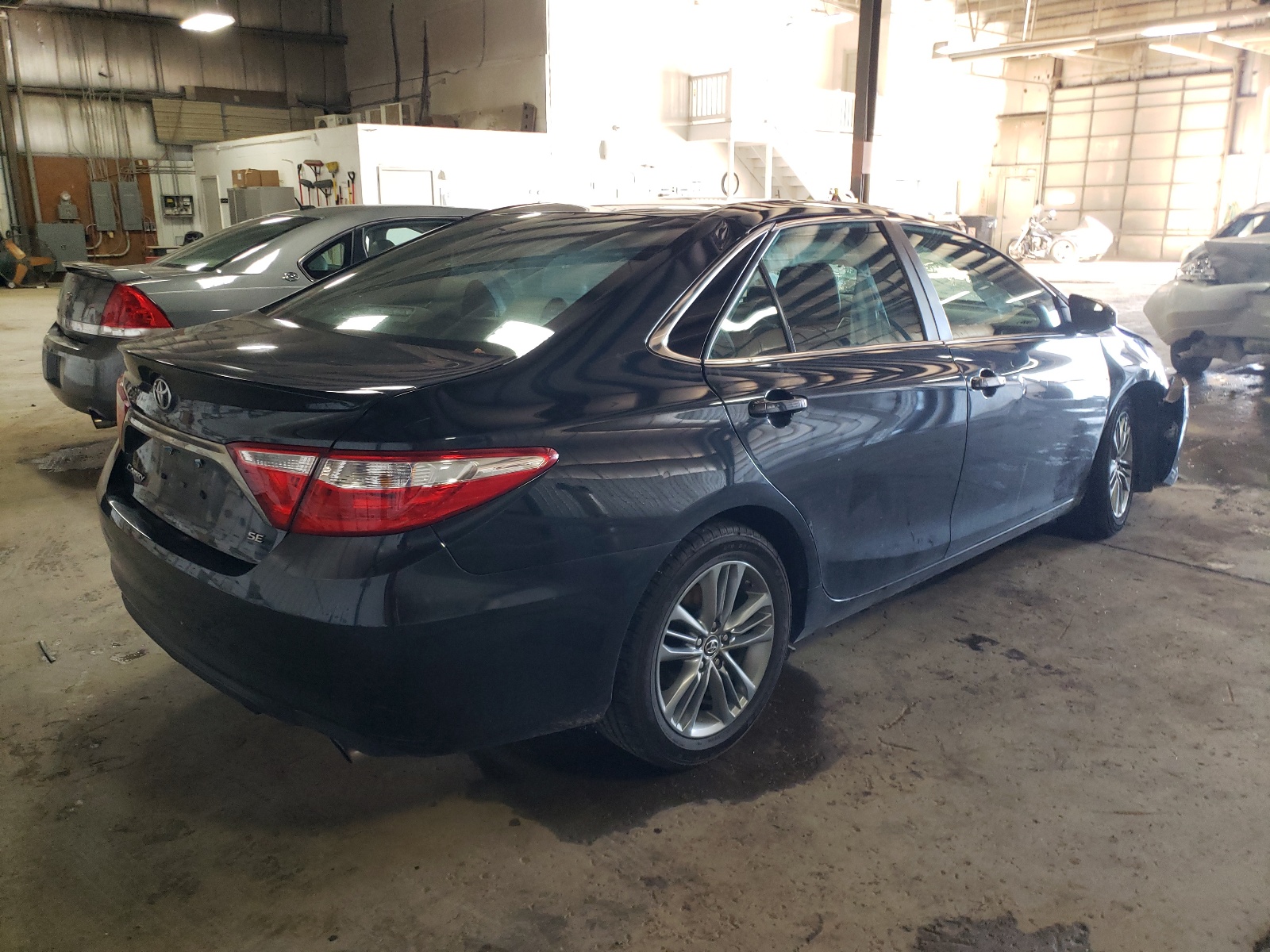Photo 4 from auction – 2015 TOYOTA CAMRY LE with VIN 4T1BF1FK4FU483981