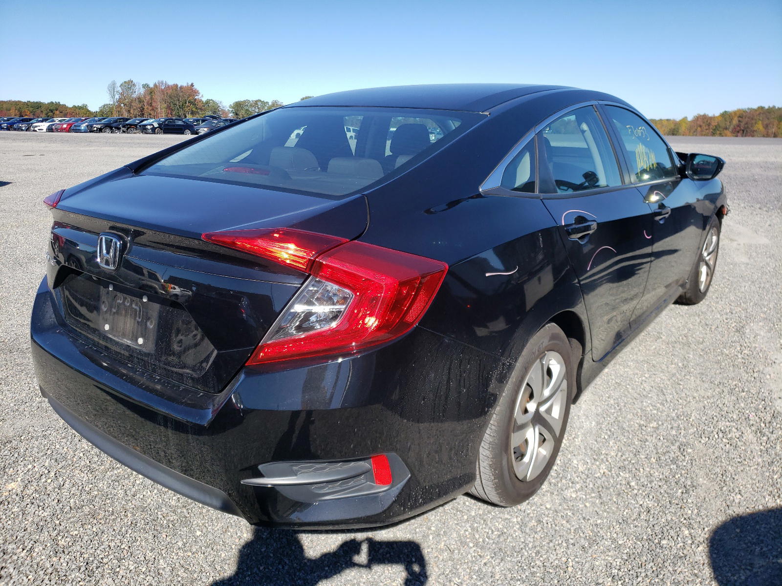 Photo 4 from auction – 2016 HONDA CIVIC LX with VIN 2HGFC2F51GH554607