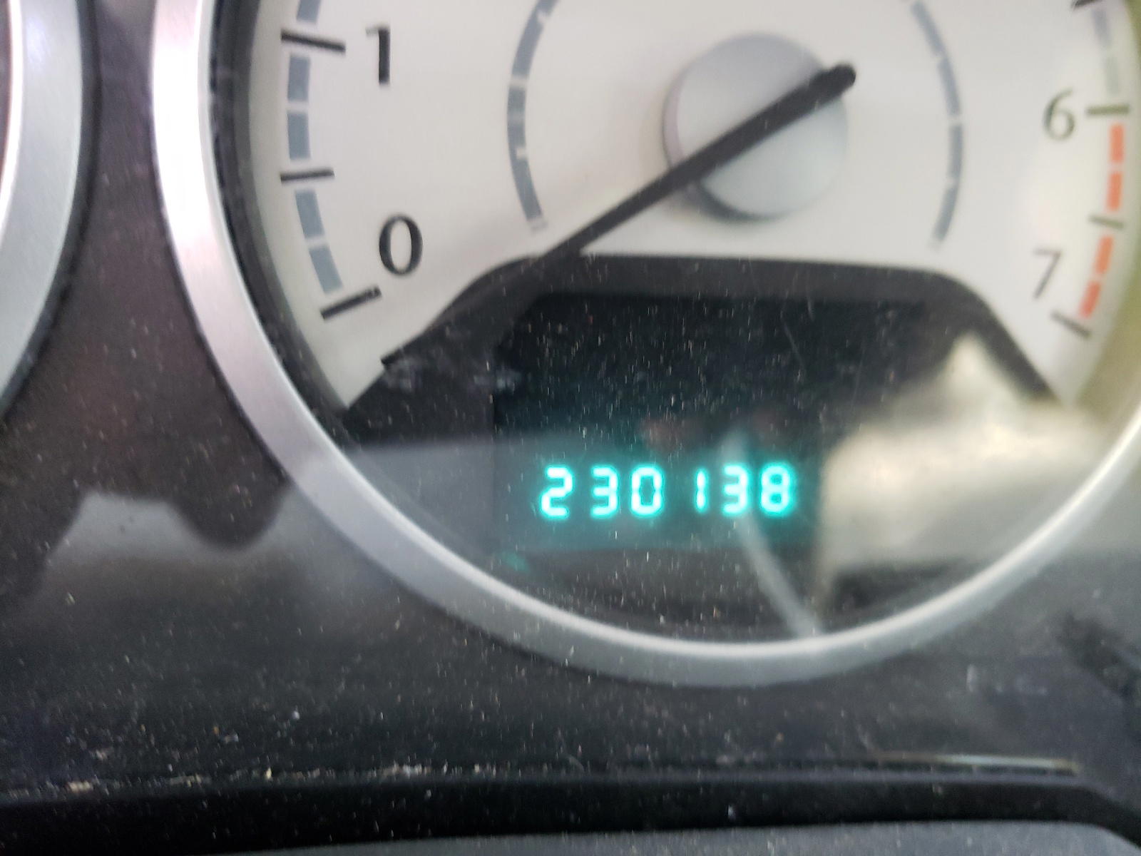 Photo 8 from auction – 2008 CHRYSLER TOWN&COUNT with VIN 2A8HR54P98R642305