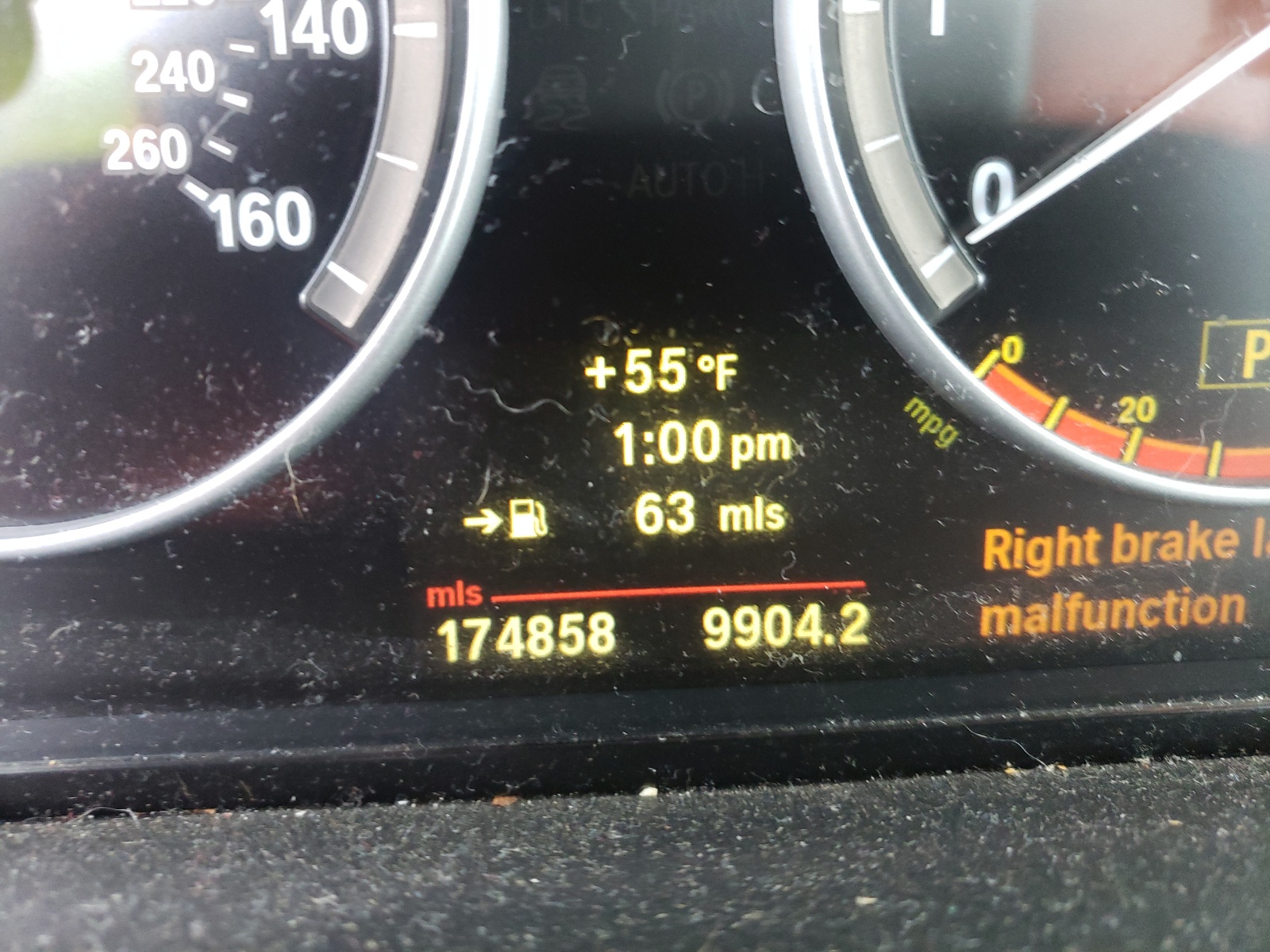 Photo 8 from auction – 2011 BMW X3 XDRIVE2 with VIN 5UXWX5C5XBL703373