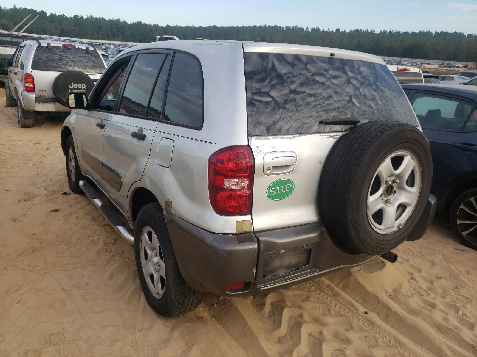 Photo 3 from auction – 2005 TOYOTA RAV4 with VIN JTEGD20V750052450