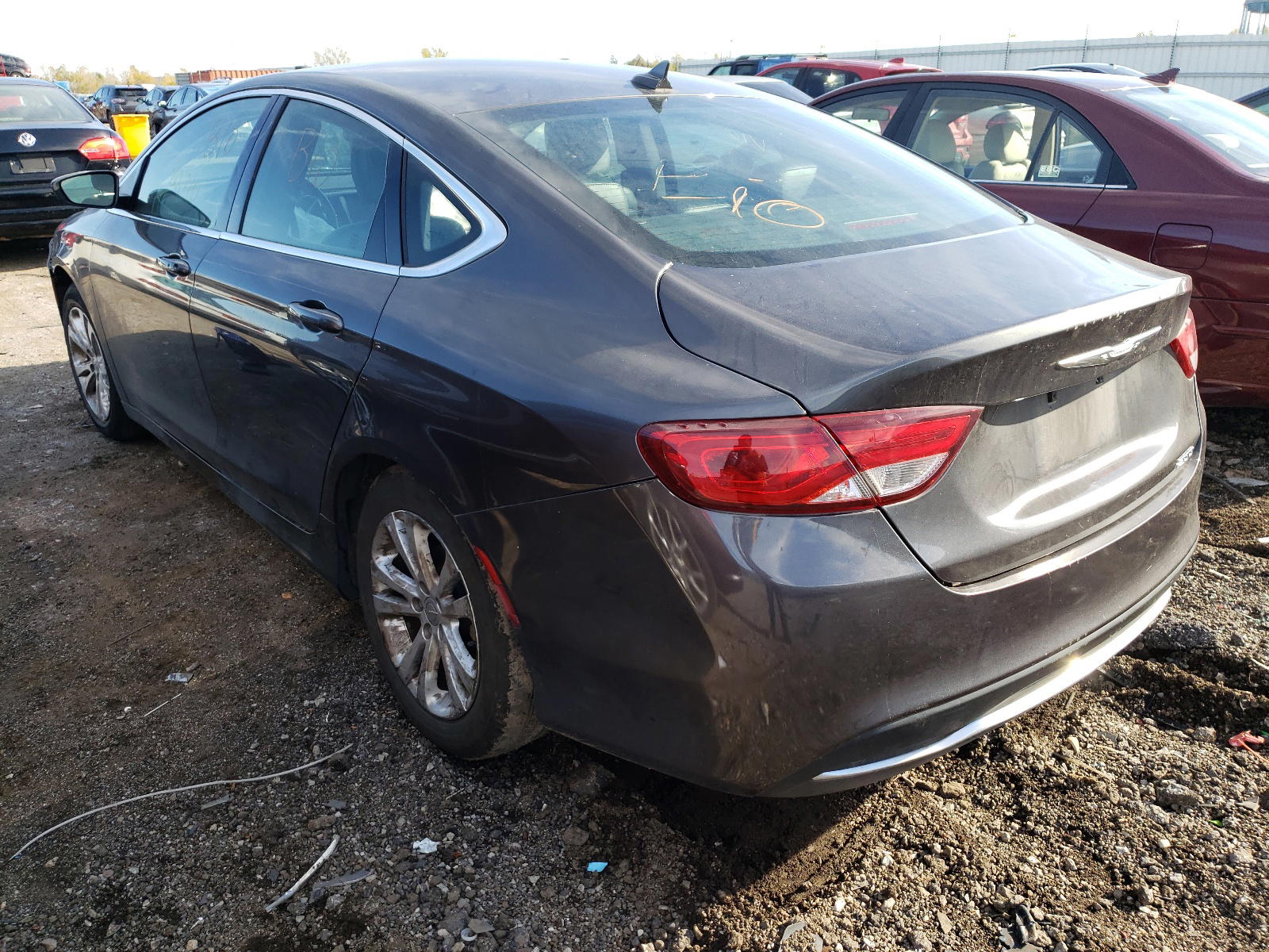 Photo 3 from auction – 2015 CHRYSLER 200 LIMITE with VIN 1C3CCCAB0FN685042