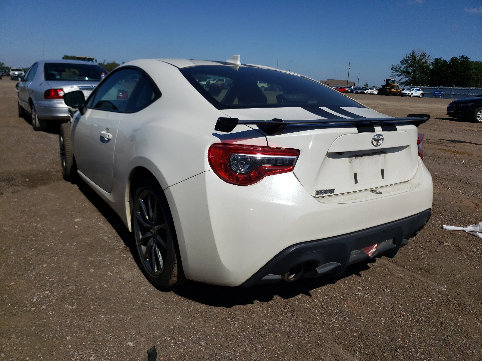 Photo 3 from auction – 2017 TOYOTA 86 BASE with VIN JF1ZNAA11H9708017