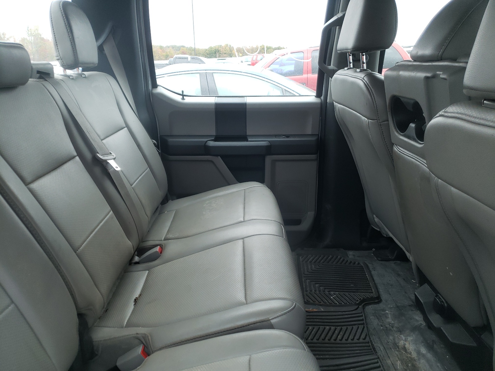 Photo 6 from auction – 2019 FORD F150 SUPER with VIN 1FTEW1EP2KKC83461