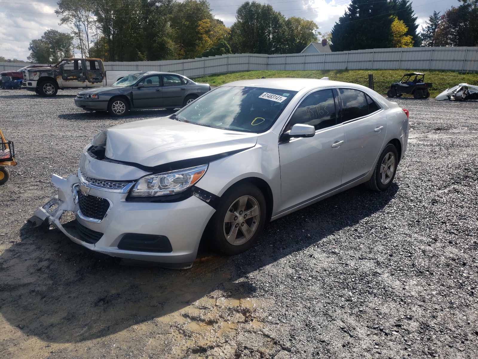 Photo 2 from auction – 2015 CHEVROLET MALIBU 1LT with VIN 1G11C5SL6FU153475