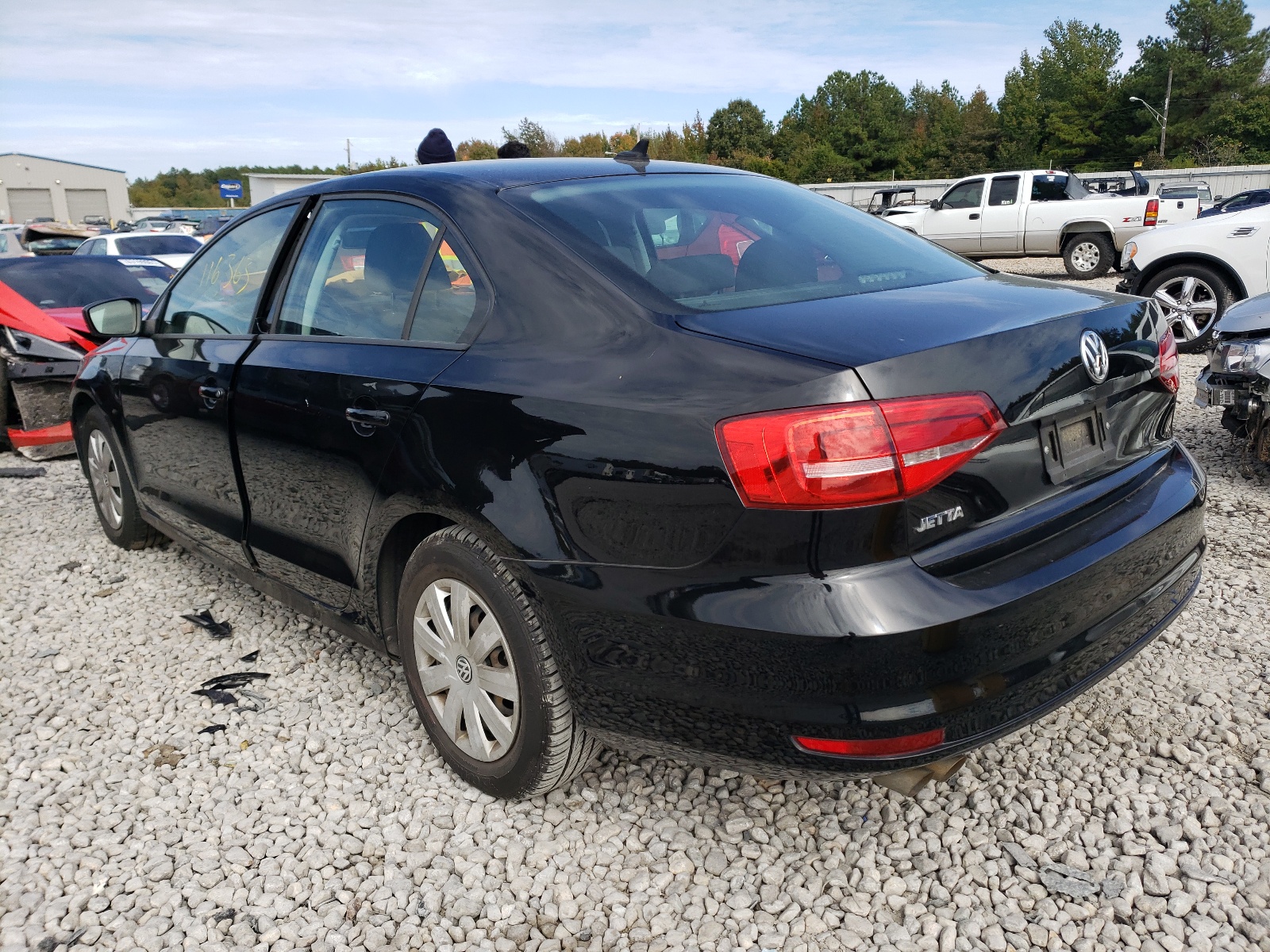 Photo 3 from auction – 2015 VOLKSWAGEN JETTA with VIN 3VW2K7AJ4FM280088