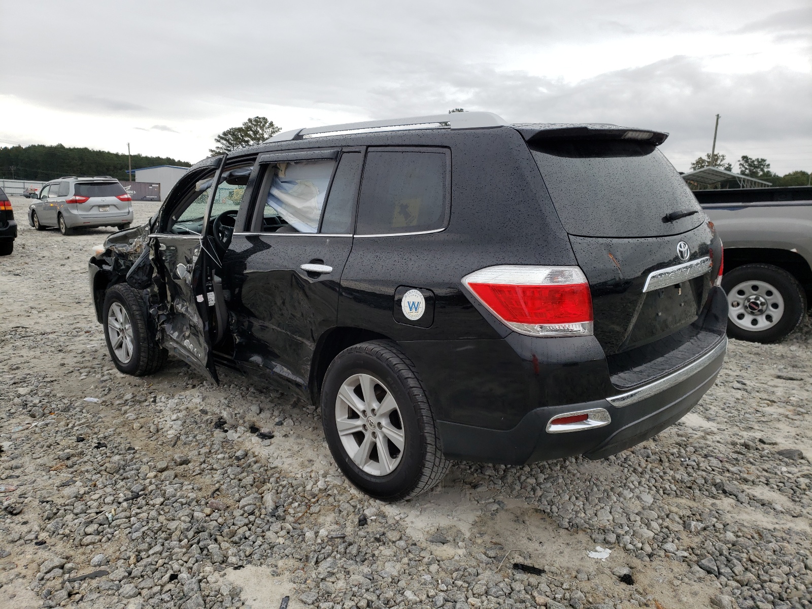 Photo 3 from auction – 2013 TOYOTA HIGHLANDER with VIN 5TDZK3EH1DS092742