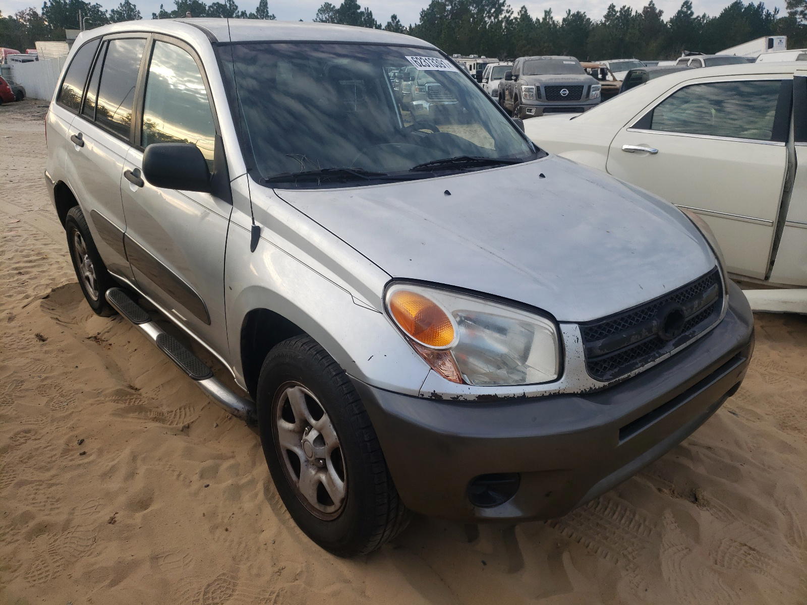 TOYOTA RAV4 2005 with VIN JTEGD20V750052450 - Photo from auction