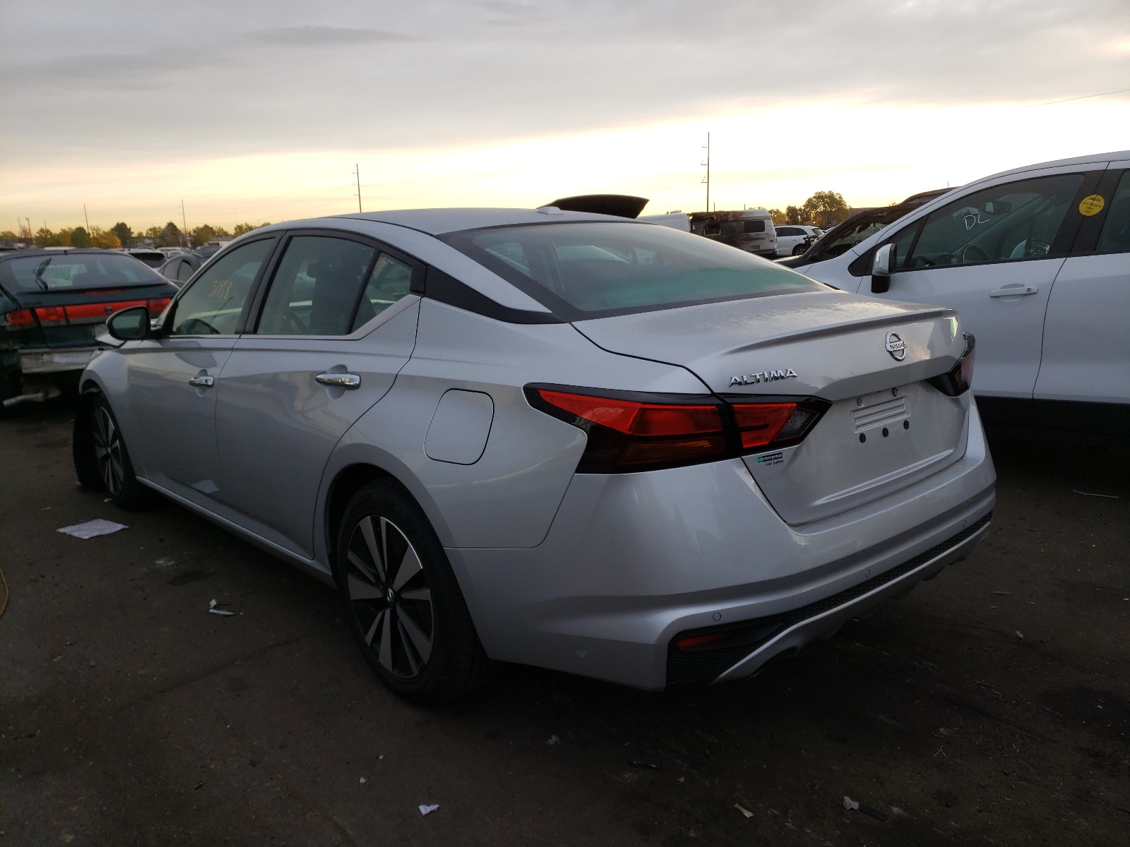 Photo 3 from auction – 2020 NISSAN ALTIMA SL with VIN 1N4BL4EV6LC156693