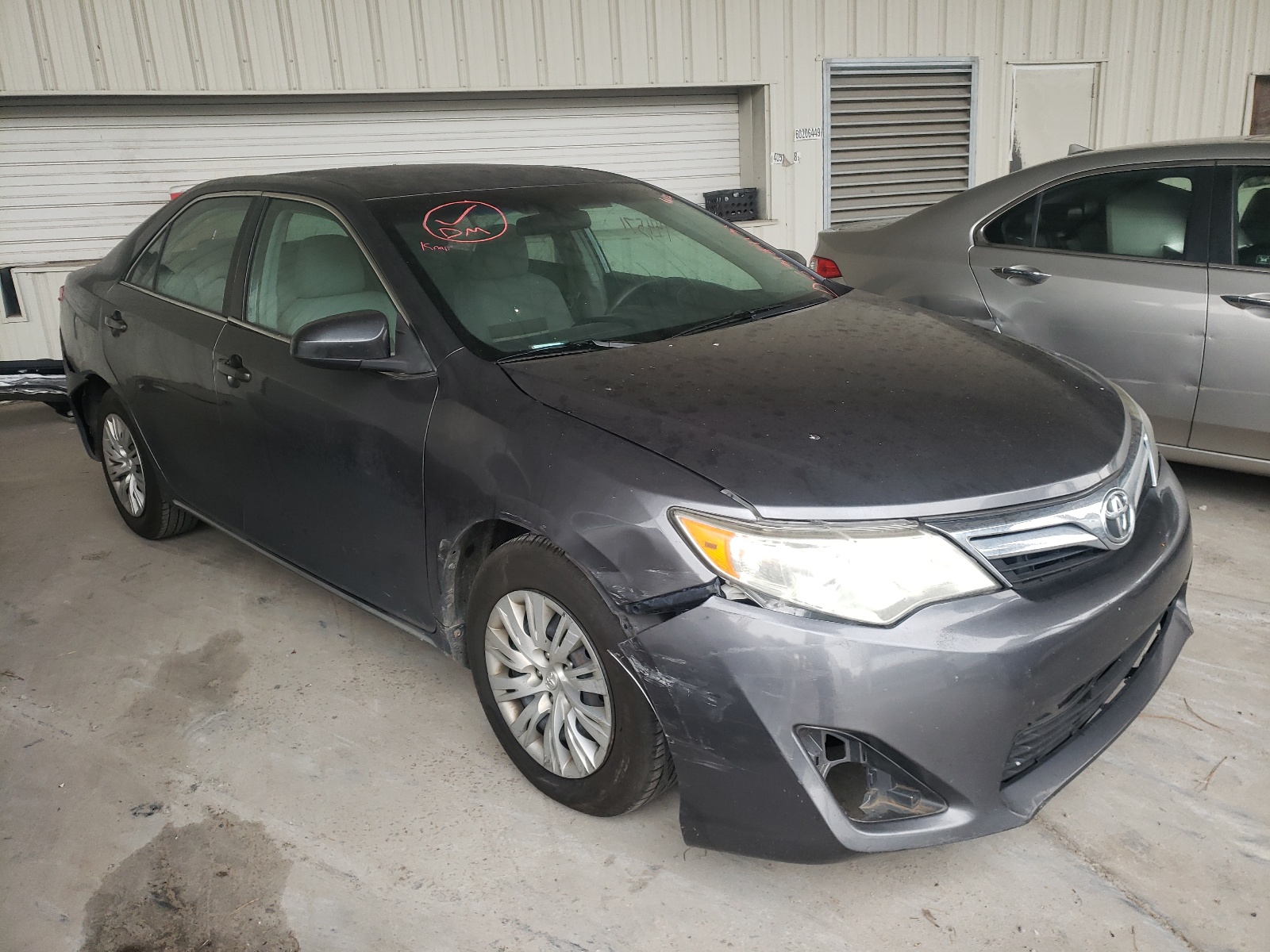 Zdjęcie 1 z aukcji – 2012 TOYOTA CAMRY BASE z VIN 4T1BF1FKXCU058325