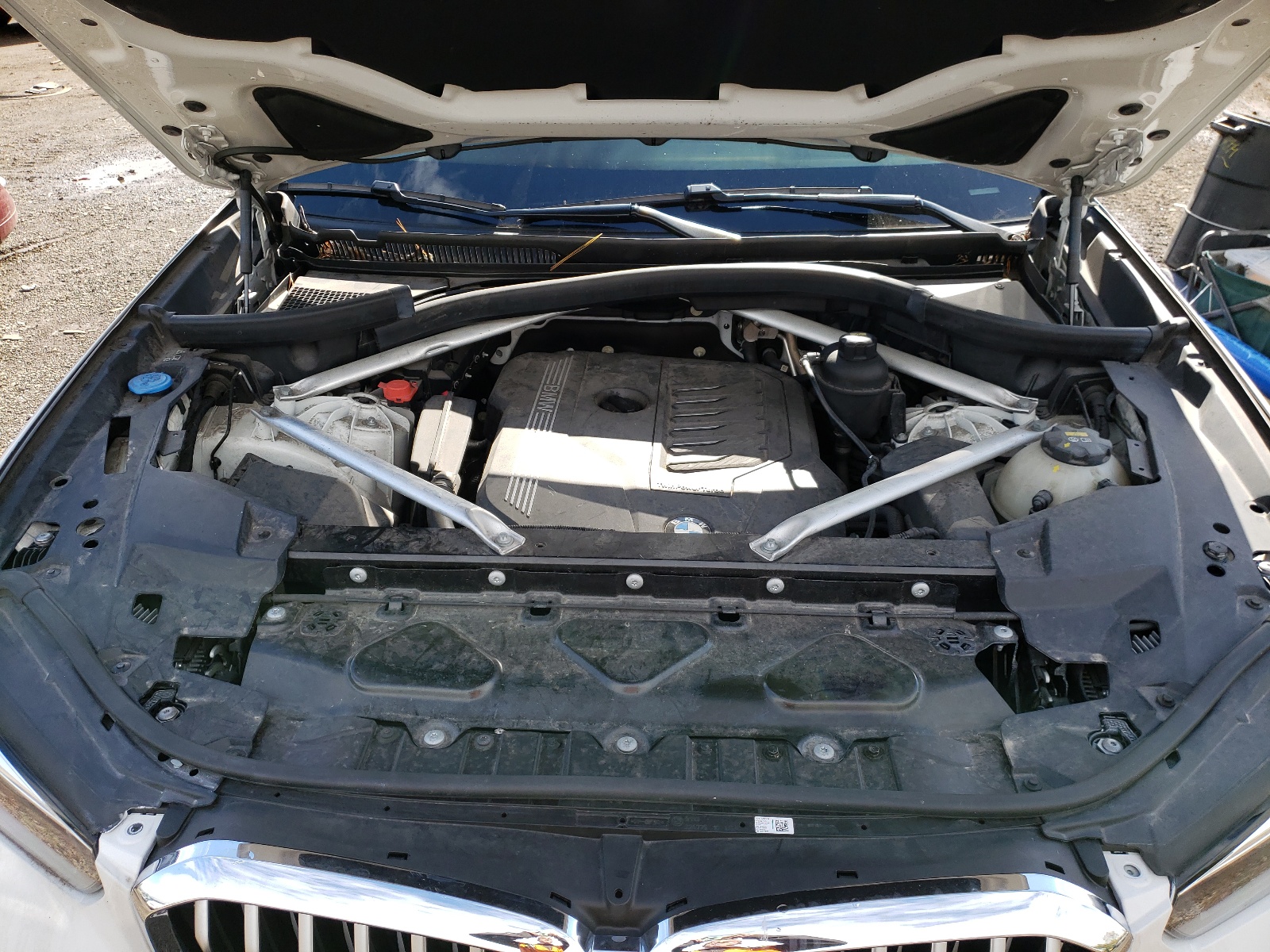 Photo 7 from auction – 2019 BMW X5 XDRIVE4 with VIN 5UXCR6C52KLL06520