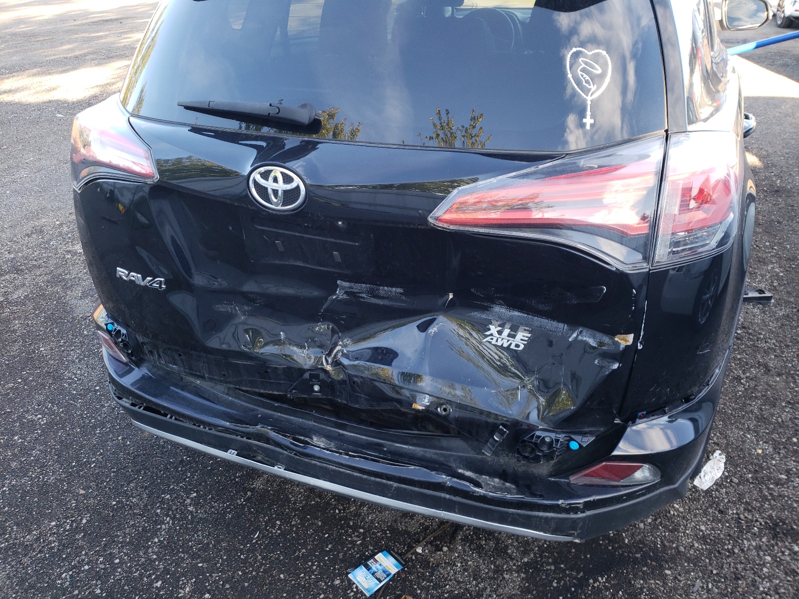 Photo 9 from auction – 2018 TOYOTA RAV4 ADVEN with VIN 2T3RFREV9JW762061