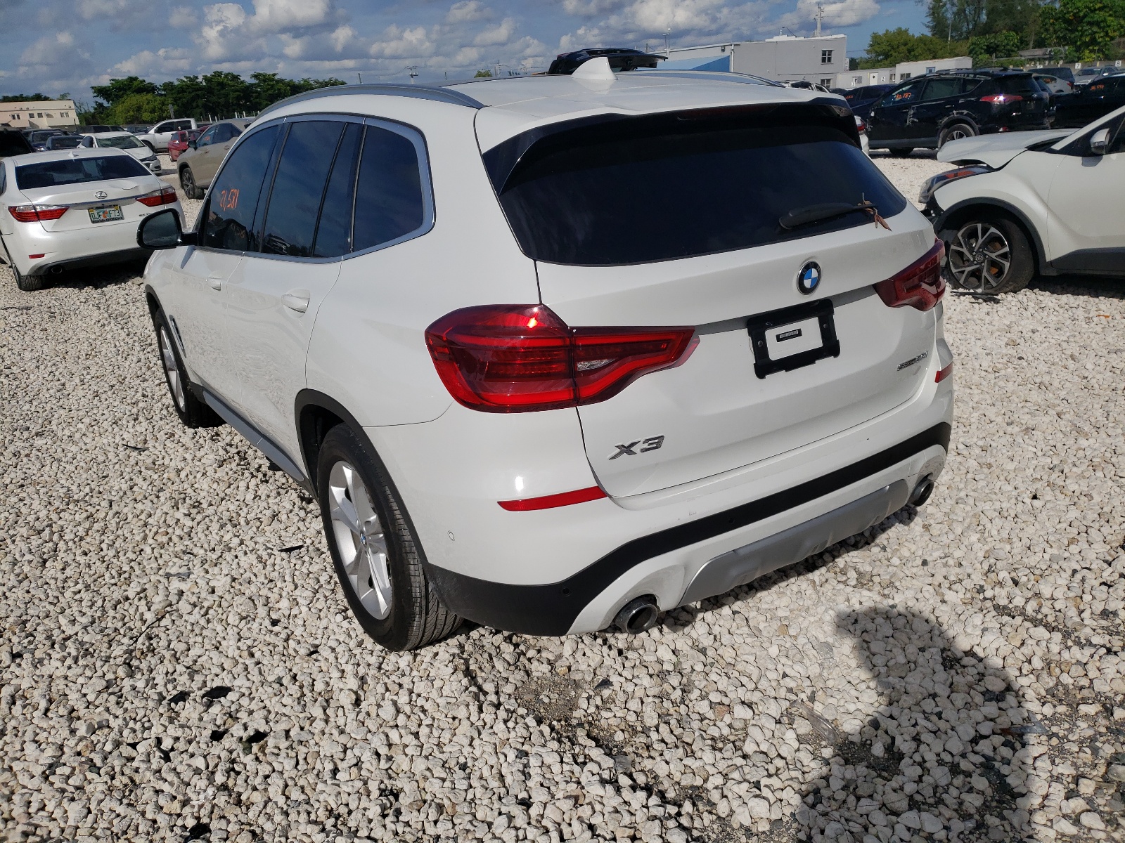 Photo 3 from auction – 2020 BMW X3 SDRIVE3 with VIN 5UXTY3C02L9C90424