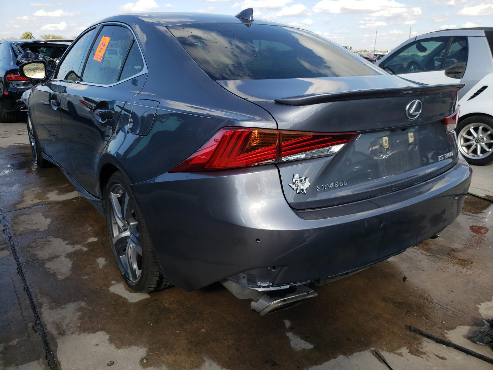 Photo 3 from auction – 2018 LEXUS IS 300 with VIN JTHBA1D29J5070154
