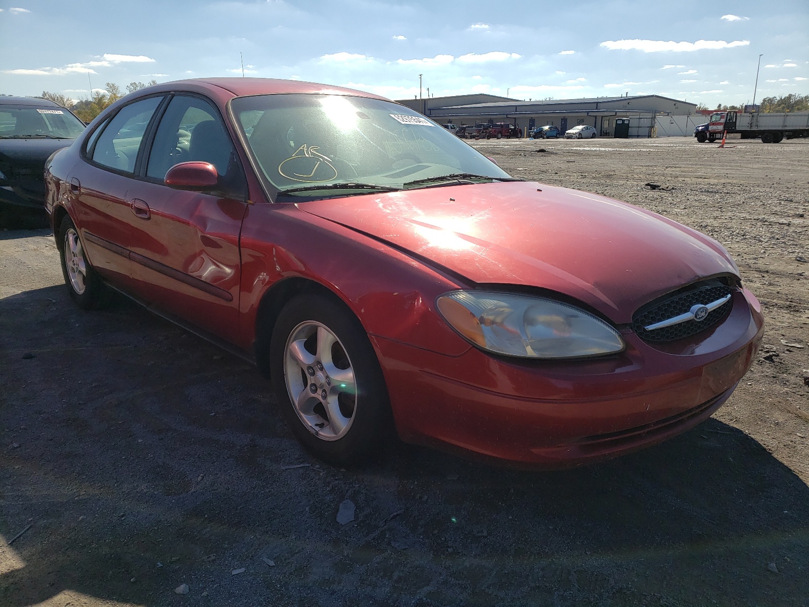 Photo 1 from auction – 2001 FORD TAURUS SES with VIN 1FAFP55UX1A155994