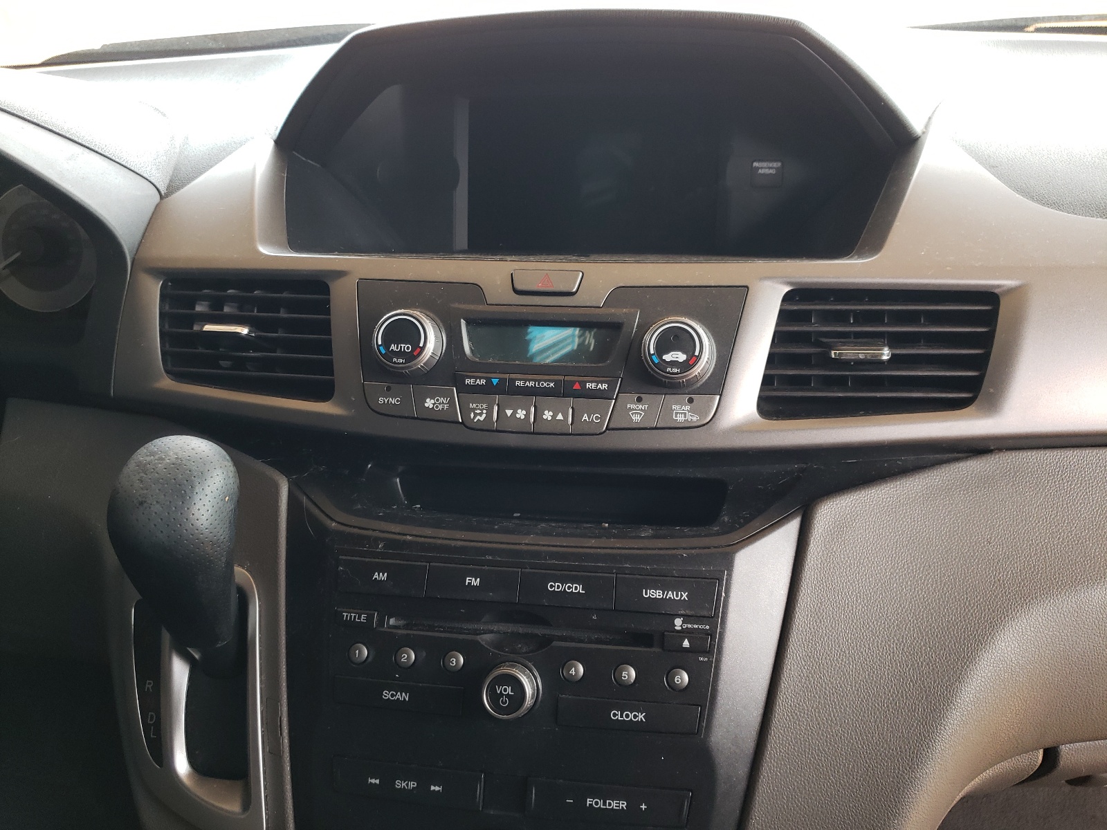 Photo 9 from auction – 2012 HONDA ODYSSEY EX with VIN 5FNRL5H46CB144872