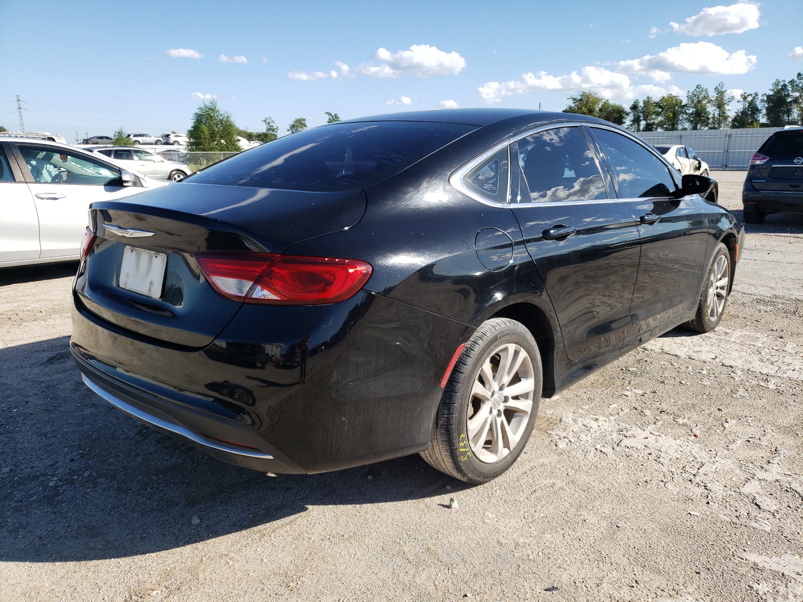 Фото 4 с аукциона – 2015 CHRYSLER 200 LIMITE с VIN 1C3CCCABXFN652338