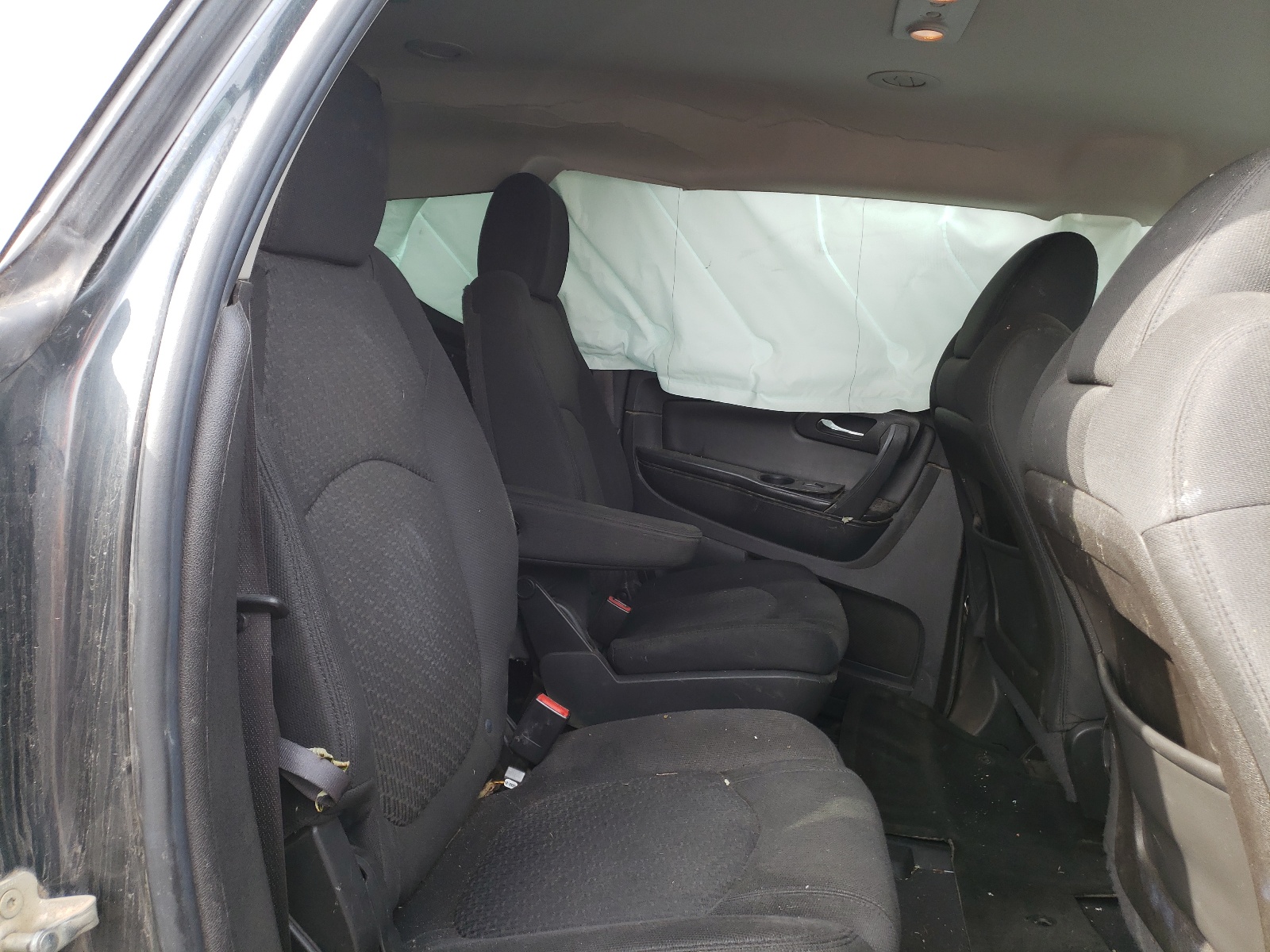 Photo 6 from auction – 2011 CHEVROLET TRAVERSE L with VIN 1GNKRGEDXBJ183379