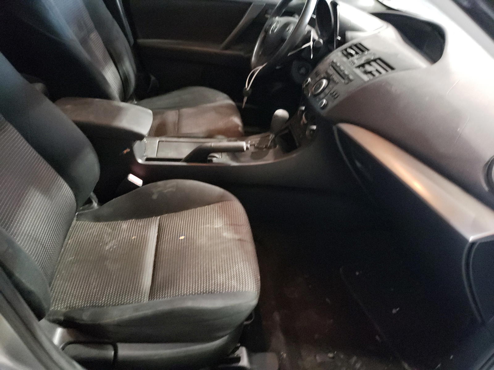 Photo 5 from auction – 2012 MAZDA 3 I with VIN JM1BL1VF8C1516995