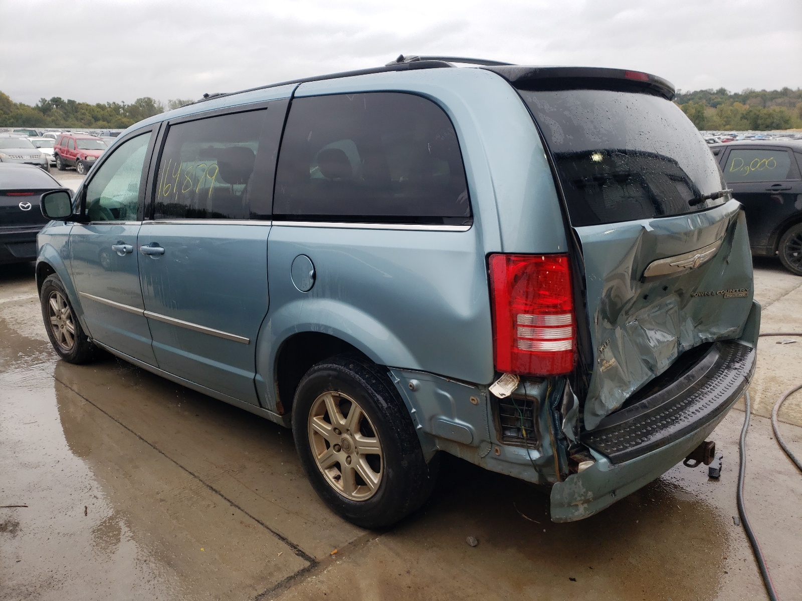 Photo 3 from auction – 2010 CHRYSLER TOWN & COU with VIN 2A4RR5D15AR241051