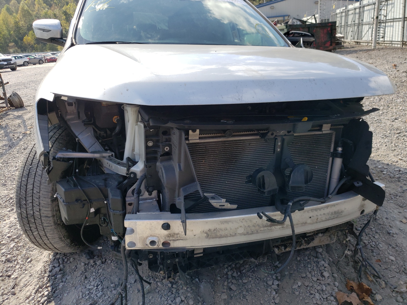 Photo 9 from auction – 2019 NISSAN PATHFINDER with VIN 5N1DR2MM4KC580656