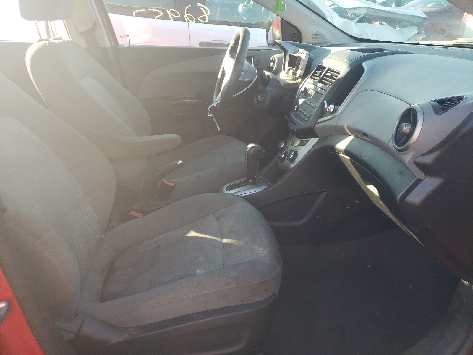Photo 5 from auction – 2015 CHEVROLET SONIC LS with VIN 1G1JA5SH8F4218800