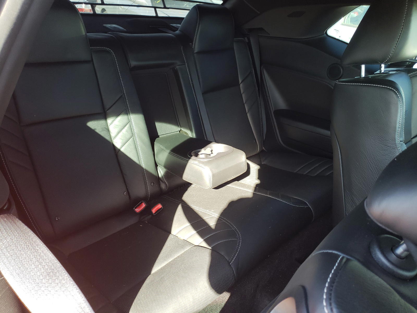 Photo 6 from auction – 2016 DODGE CHALLENGER with VIN 2C3CDZC91GH296639