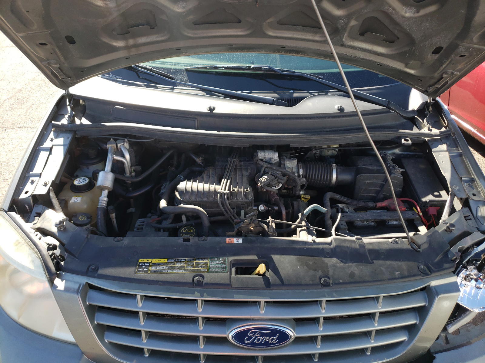 Photo 7 from auction – 2004 FORD FREESTAR S with VIN 2FMZA51684BB05728