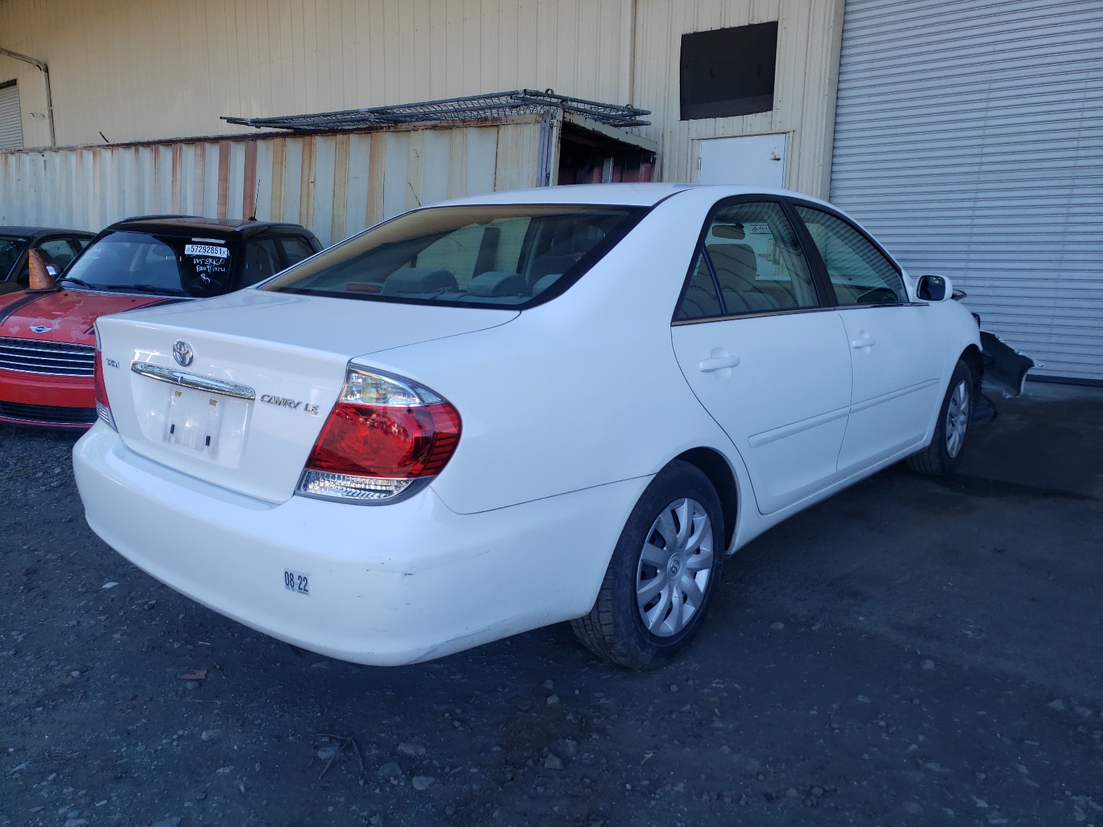 Photo 4 from auction – 2006 TOYOTA CAMRY LE with VIN JTDBE32K663059314
