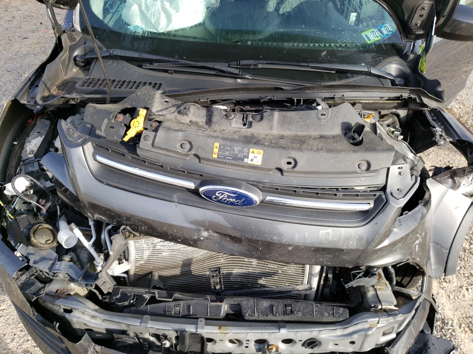 Photo 7 from auction – 2016 FORD ESCAPE SE with VIN 1FMCU9GX0GUB90275