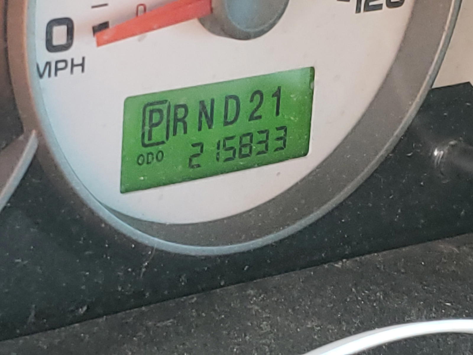 Photo 8 from auction – 2005 FORD ESCAPE with VIN 1FMYU93155KD73185