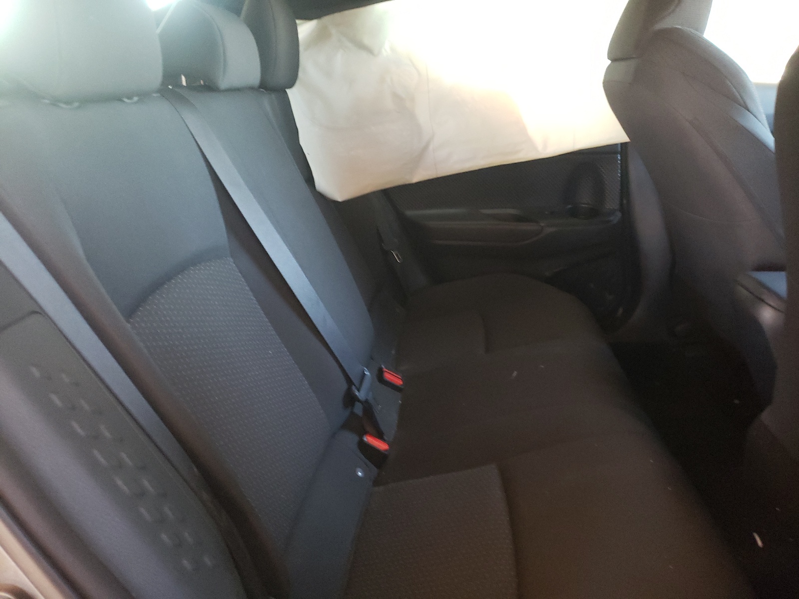 Photo 6 from auction – 2018 TOYOTA C-HR XLE with VIN NMTKHMBX9JR052002