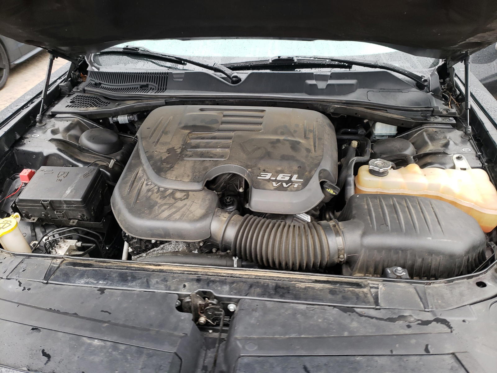 Photo 7 from auction – 2016 DODGE CHALLENGER with VIN 2C3CDZAG1GH279955