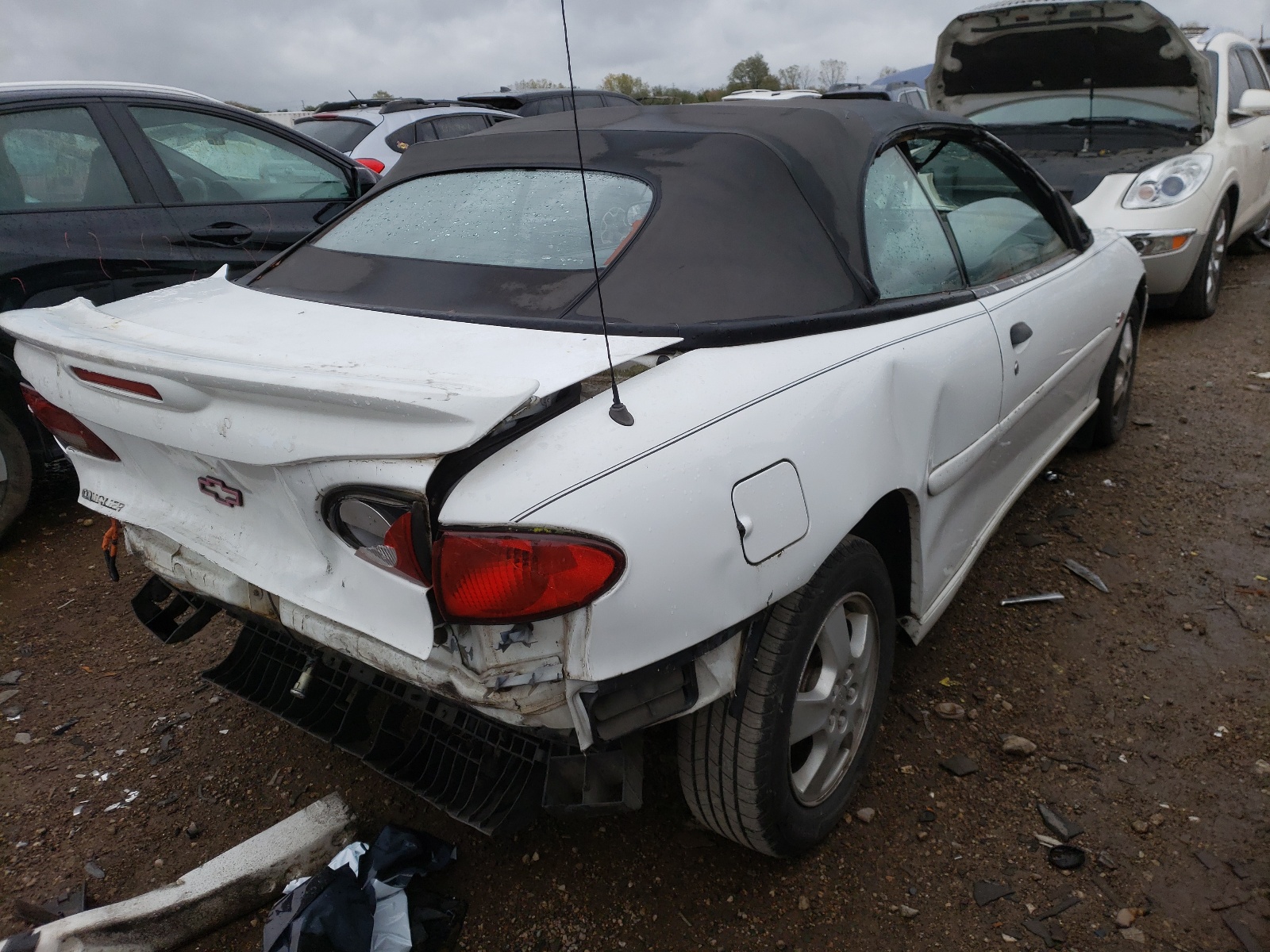 Photo 4 from auction – 2000 CHEVROLET CAVALIER Z with VIN 4G1JF32T2YB901485
