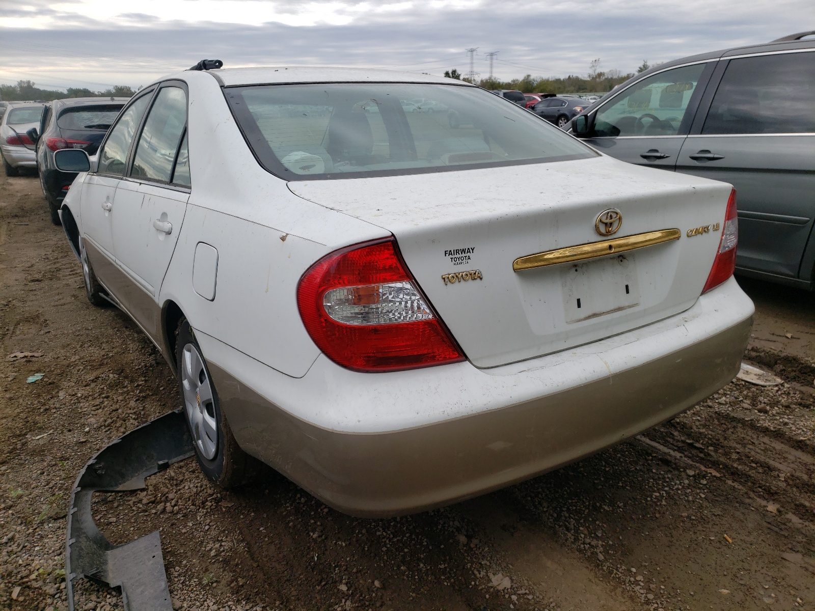 Photo 3 from auction – 2003 TOYOTA CAMRY LE with VIN 4T1BE32K33U184305