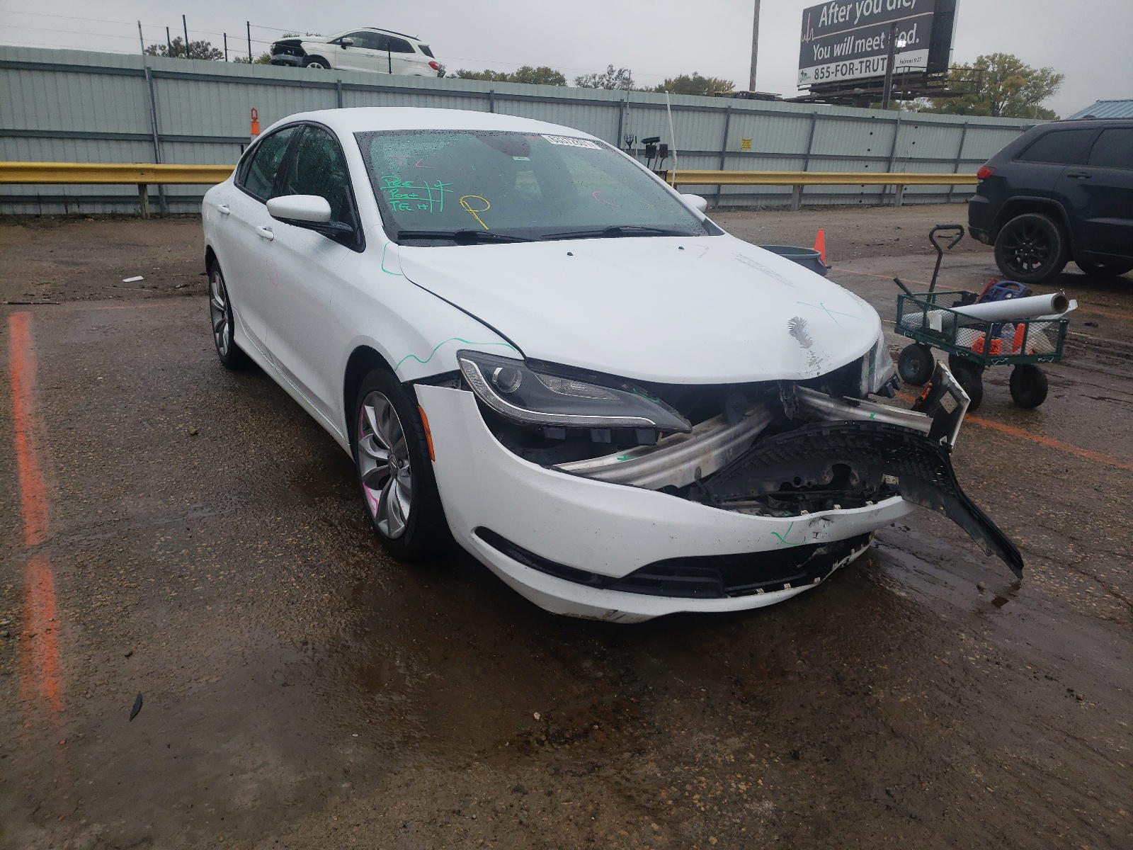 CHRYSLER 200 S 2015 with VIN 1C3CCCBG5FN542937 - Photo from auction