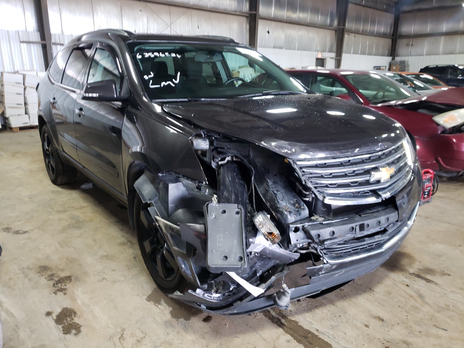 Photo 1 from auction – 2017 CHEVROLET TRAVERSE L with VIN 1GNKVGKD5HJ306109