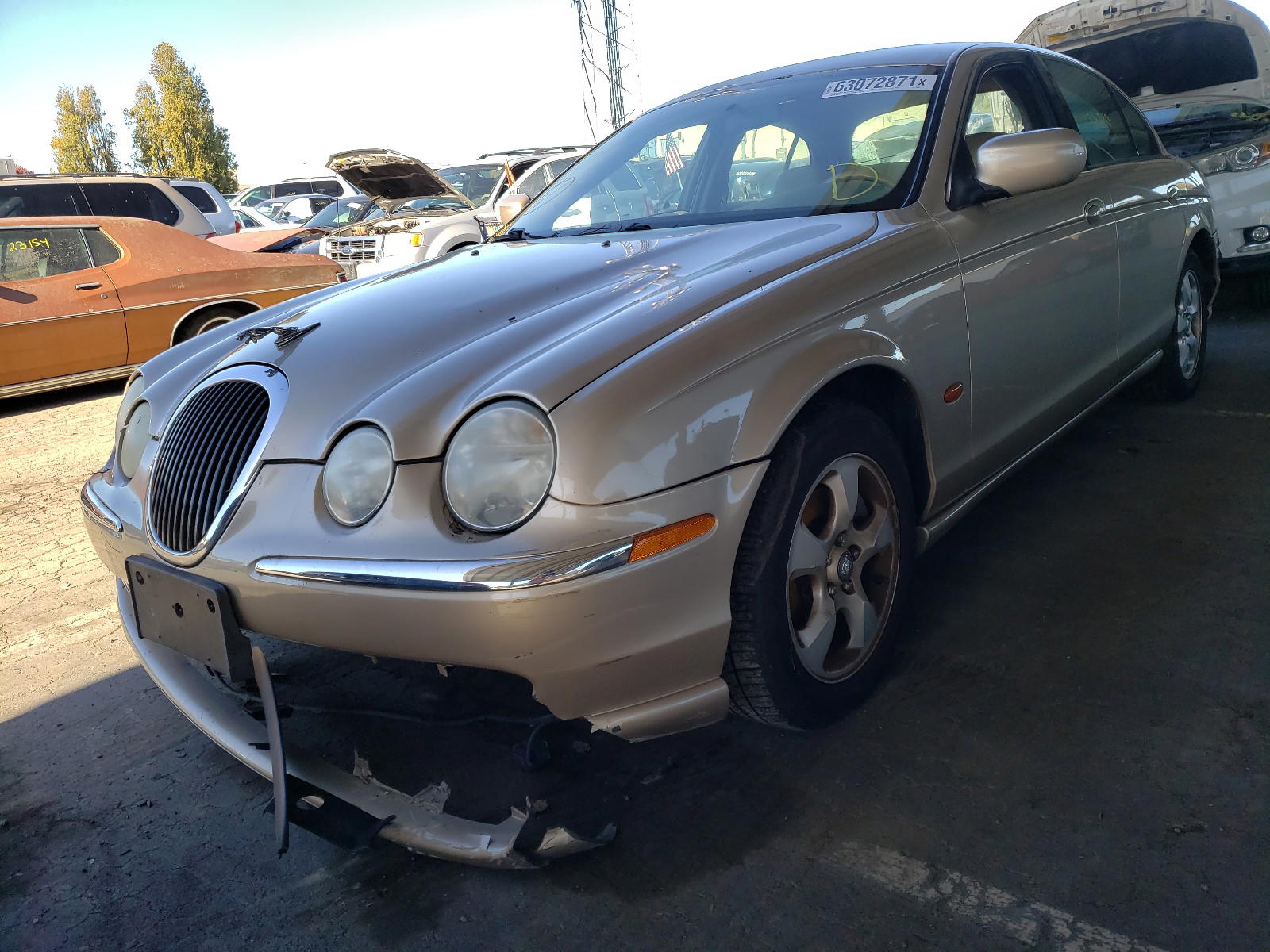 Photo 2 from auction – 2001 JAGUAR S-TYPE with VIN SAJDA01N21FL98417